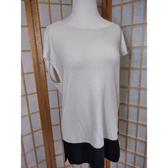 DKNY XS Cream/Black Sweater  - Picture 1 of 14